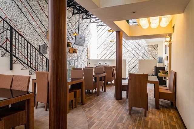 レッドドアーズ ニア アルン アルン バンドン 2