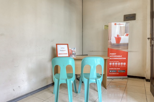 レッドドアーズ ニア ウィディア マンダラ ユニバーシティ