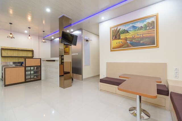 レッドドアーズ プラス ニア RS RK チャリタス 2 パレンバン