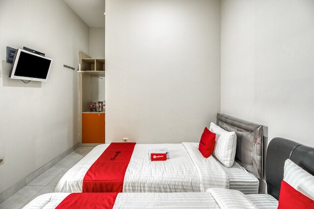 レッドドアーズ ニア アファンディ ゲジャヤン 2