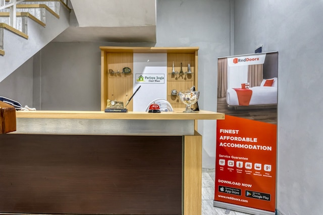 レッドドアーズ ニア シンドゥ クスマ エドゥパーク 2