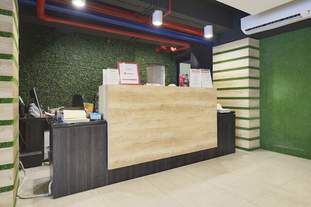 レッドドアーズ アパートメント ニア グランド シティ モール