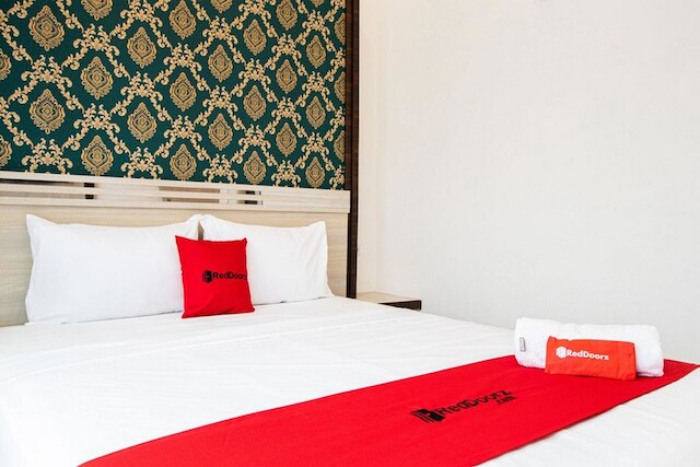 レッドドアーズ プラス アット セントリウム カタムソ メダン