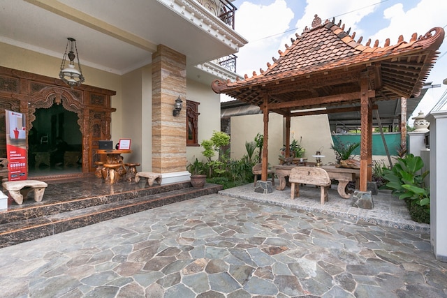 レッドドアーズ シャリア ニア エグクッT トール バニュマニク