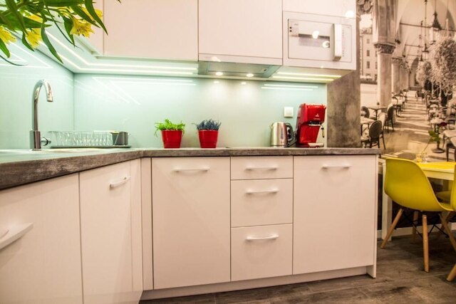 アパートメンツ スタロビィスルナ 54 Aフ YOー