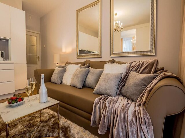 アパートメント スカウィンスカ Aフ YOー