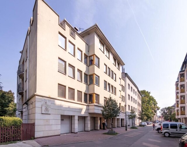 アパートメント スカウィンスカ Aフ YOー