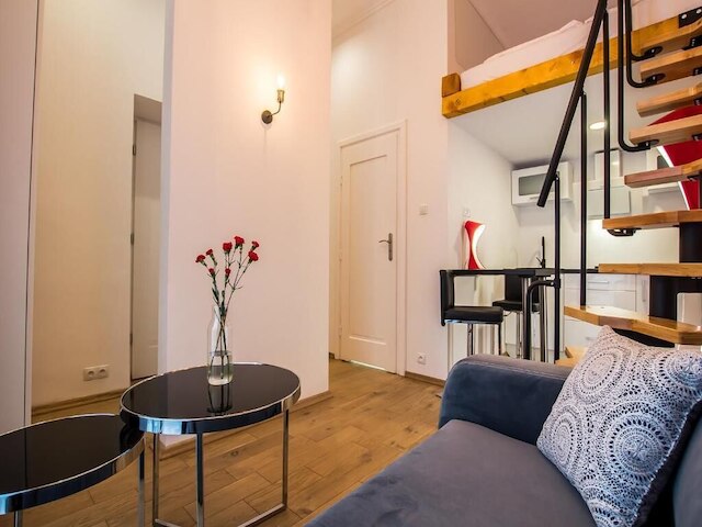 アパートメンツ ズィエジニエッカ Aフ YOー