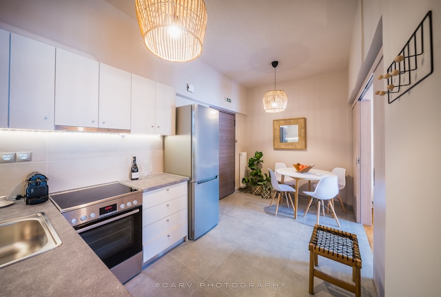 新築のアパートメント、アクロポリス近く