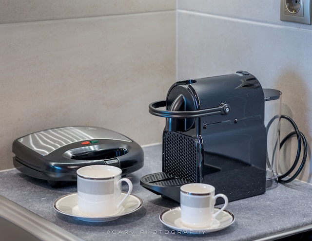 新築のアパートメント、アクロポリス近く