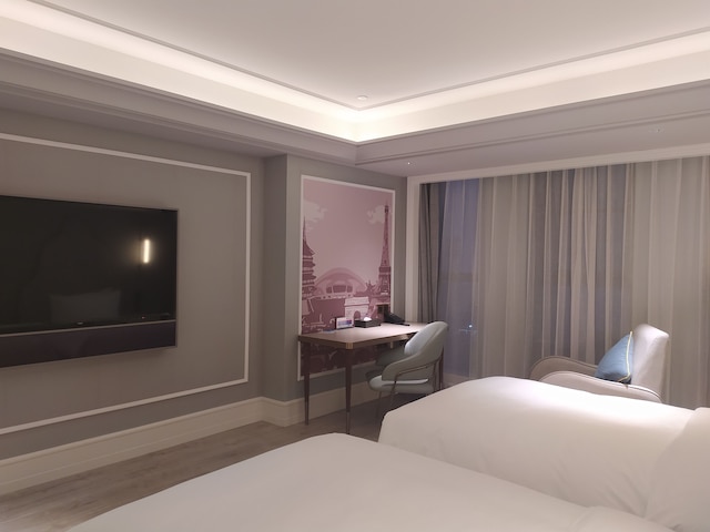 Mercure Hangzhou East Railway Station