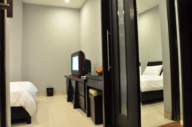 オレンジ イン ホテル マンガ ベサール