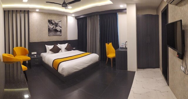 クザール コーポレート ホテル