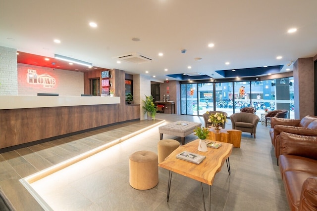 ザ ホーム ホテル