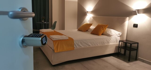 ハイ レレ ルームズ