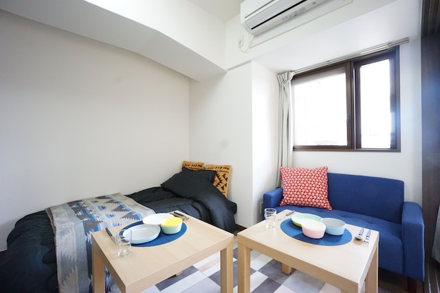 Terry's Apartment Shinsaibashi East I G12B