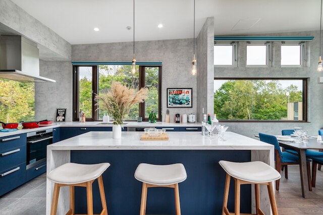 OFF - PISTE CHALET by H2 Life