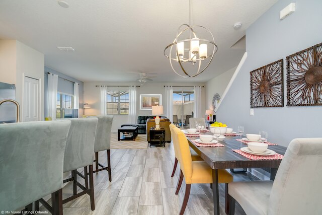 スタニング レイクビュー タウンホーム W / プライベート プール !