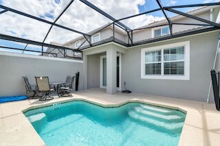 スタニング レイクビュー タウンホーム W / プライベート プール !