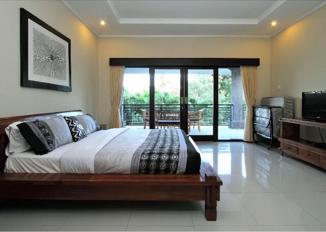 ヴィラ タンジュン