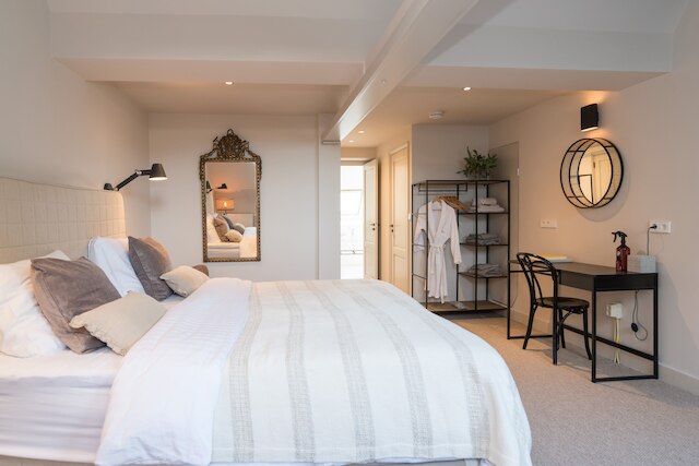 1ンィHス センチュリー カナル アパートメント ウィズ ルーフ テラス