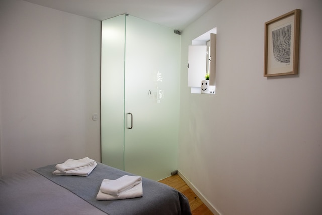 オリバル 54 アパートメンツ