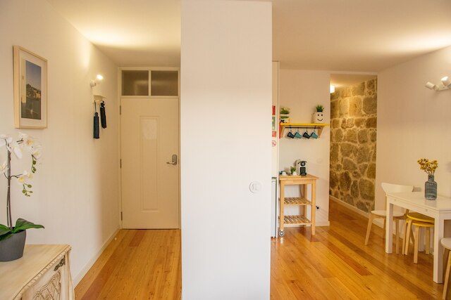 オリバル 54 アパートメンツ