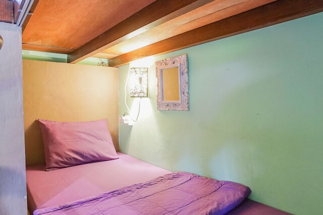 パディパディホステル & バー