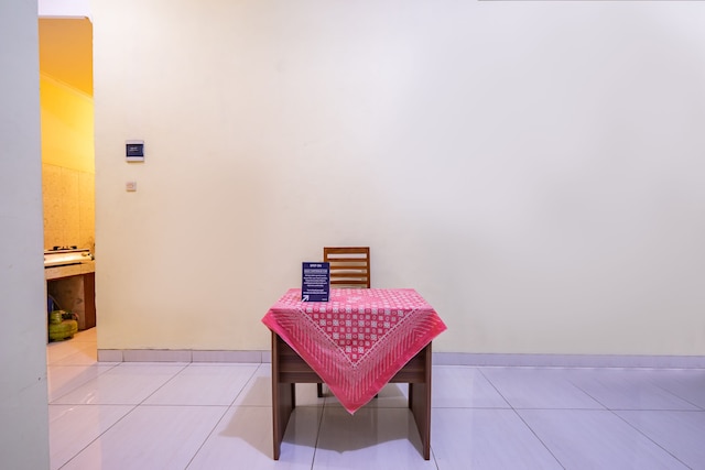 ホテル O ナビラ ホームステイ