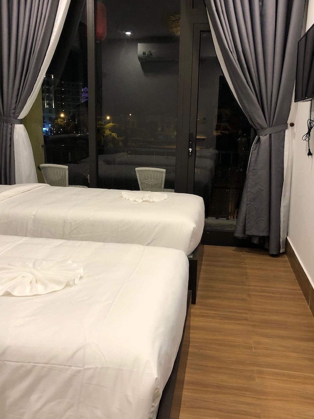 ザ ナイト マーケット ヴィラ