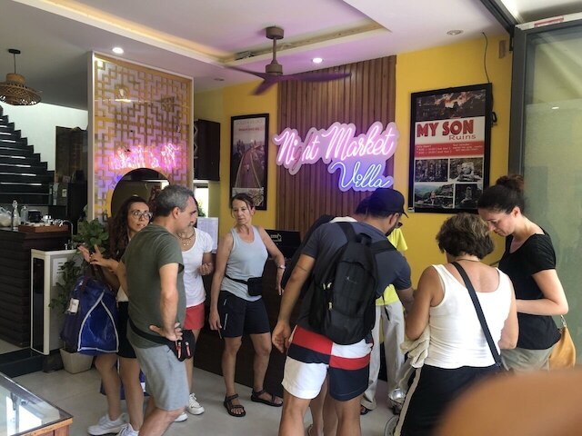 ザ ナイト マーケット ヴィラ