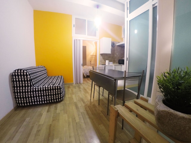 カサ ベラ ユニバーシティ