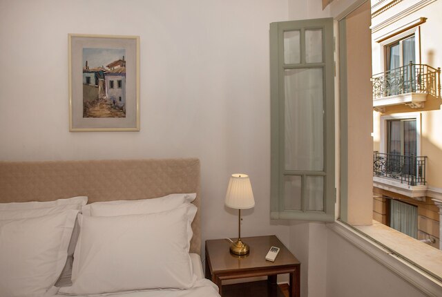 ネオクラシカル アパートメント ニア シンタグマ - プラカ バイ GHH