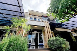 ヴィラ イスタナ