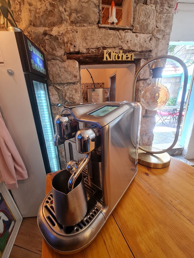 カプセル＆ドミトリースペース-X