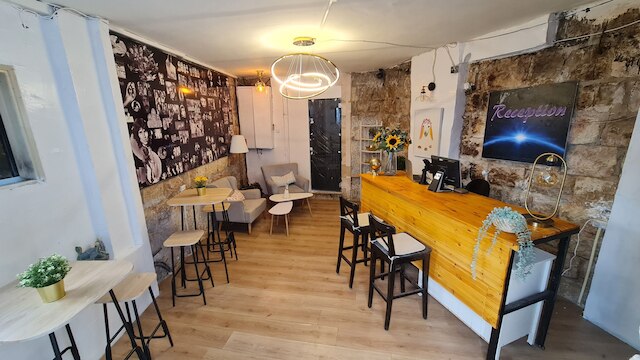 カプセル＆ドミトリースペース-X