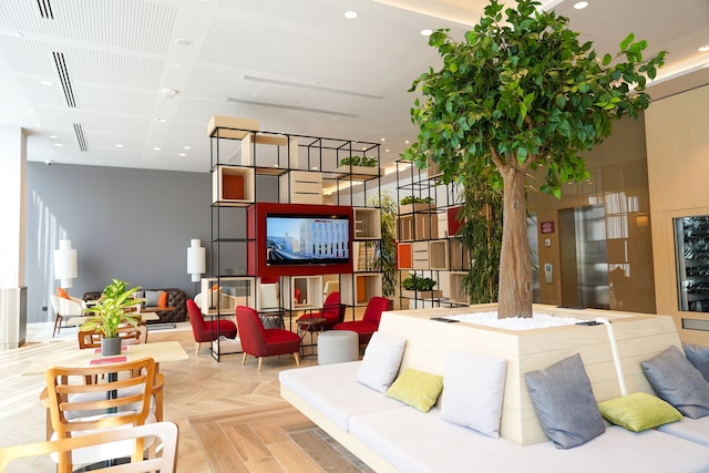 インターシティホテル ドバイ ジャダフ ウォーターフロント