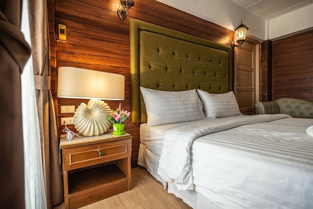 アット 42 レジデンス