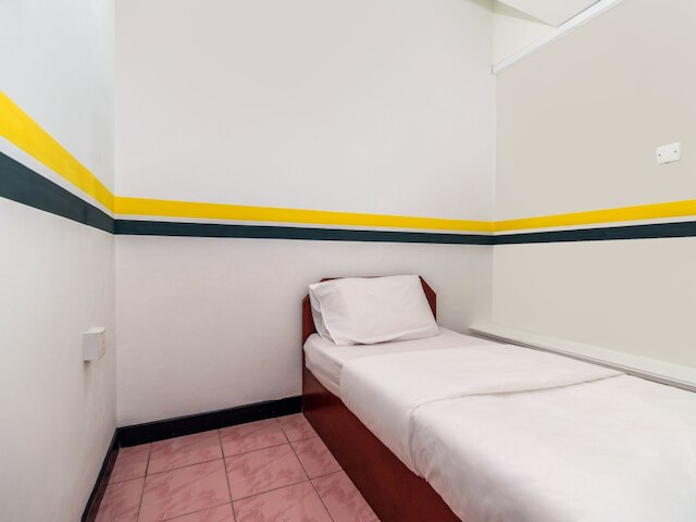 スポット オン 89936 ステラ イン