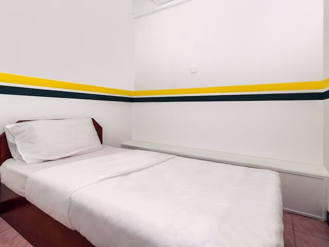 スポット オン 89936 ステラ イン