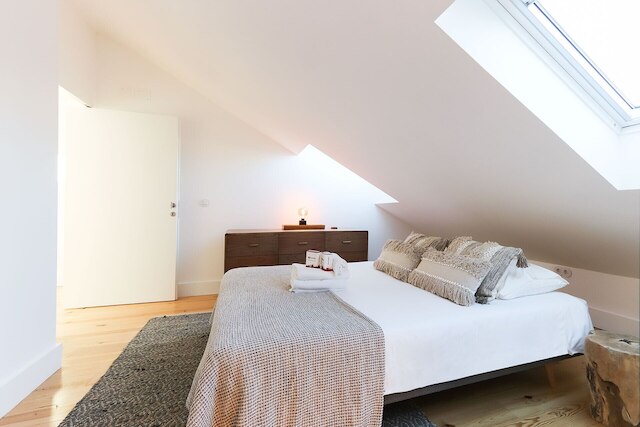 マルケス デ ポンバル デュープレックス ウィズ テラス バイ ホーミング