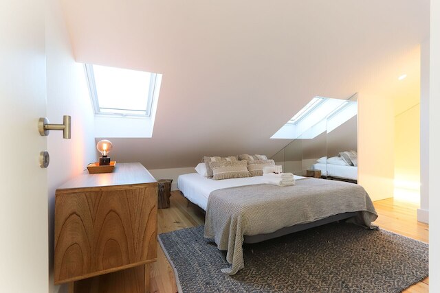 マルケス デ ポンバル デュープレックス ウィズ テラス バイ ホーミング