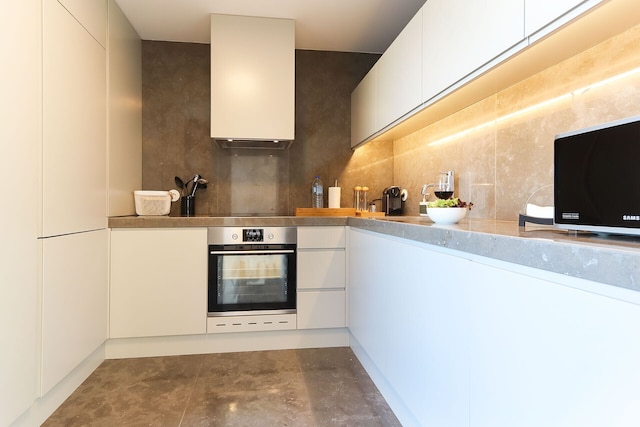 マルケス デ ポンバル デュープレックス ウィズ テラス バイ ホーミング