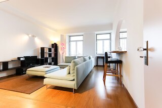 ラト エレガント バイ ホーミング