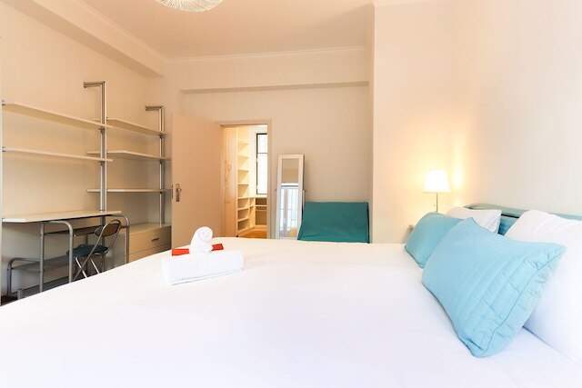 ラト エレガント バイ ホーミング