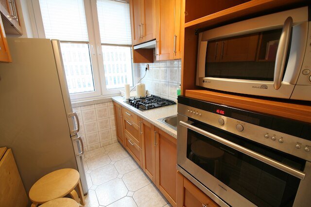 アパルタメンティ ヴァルソヴィエ イェロソリムスキー シティ