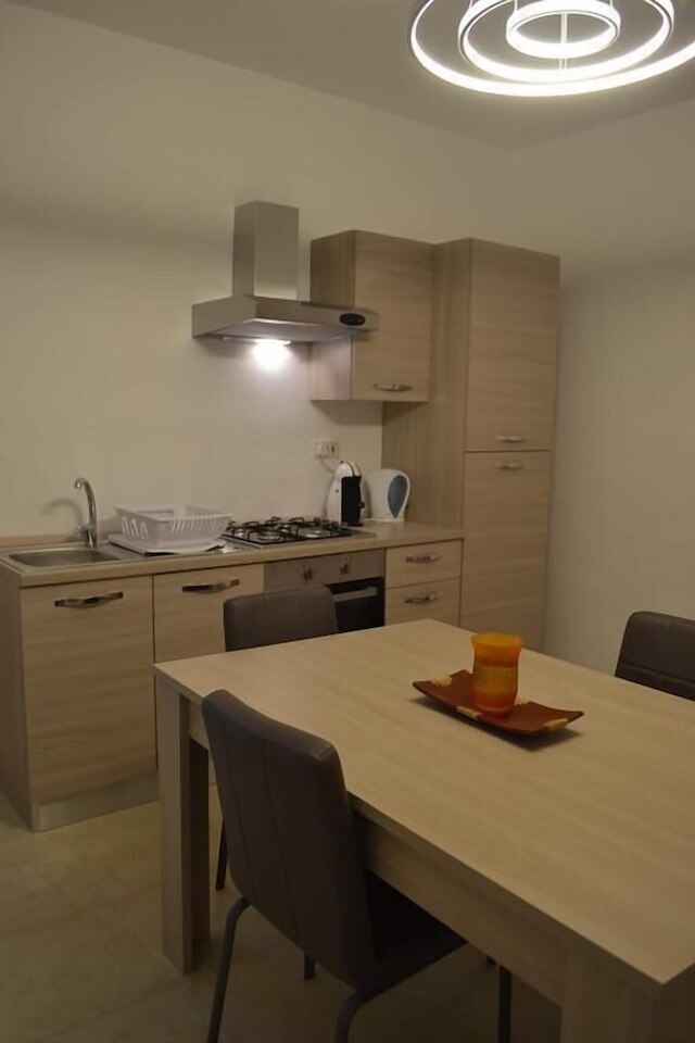 ラ ルナ タウンハウス