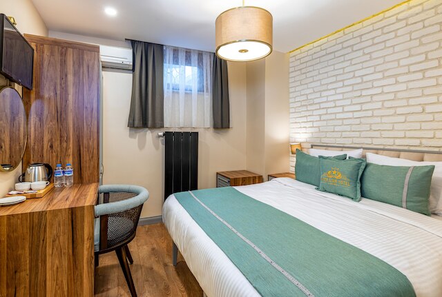 インタースター ホテル