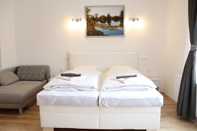 フラワーズ アパートメンツ