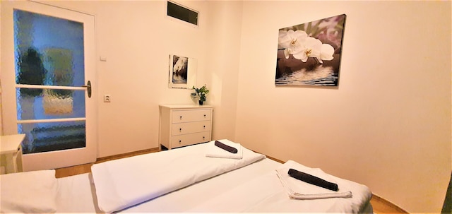 エプスタイン アパートメンツ